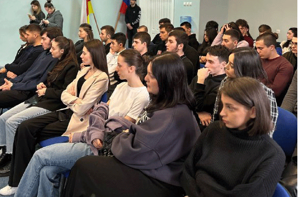 в ВИУ состоялась встреча студентов с сенатором РФ В.В. Назаренко.