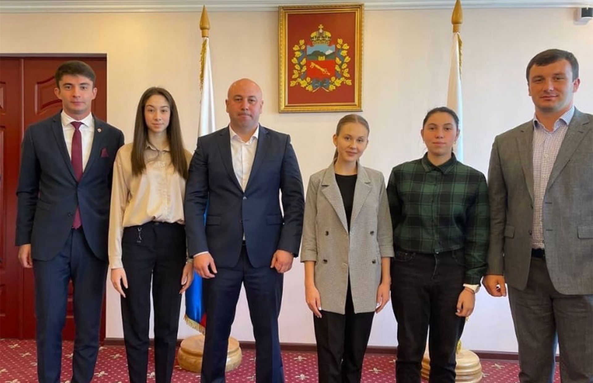 Студенты Владикавказского института управления приняли участие в Первом  Владикавказском молодёжном образовательном форуме.