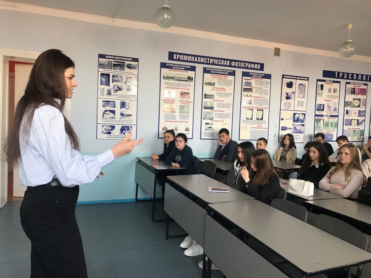 Во Владикавказском институте управления прошла встреча студентов с организатором  региональной программы по вовлечению молодёжи в экономическую деятельность
